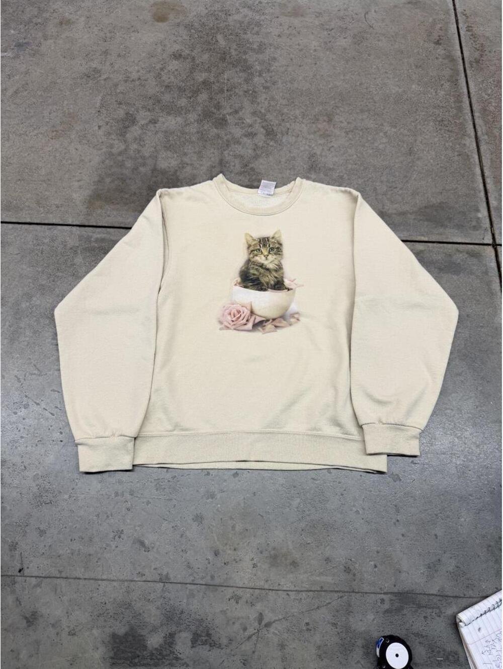 vintage tea cup kitty cat beige animal nature crewneck size small